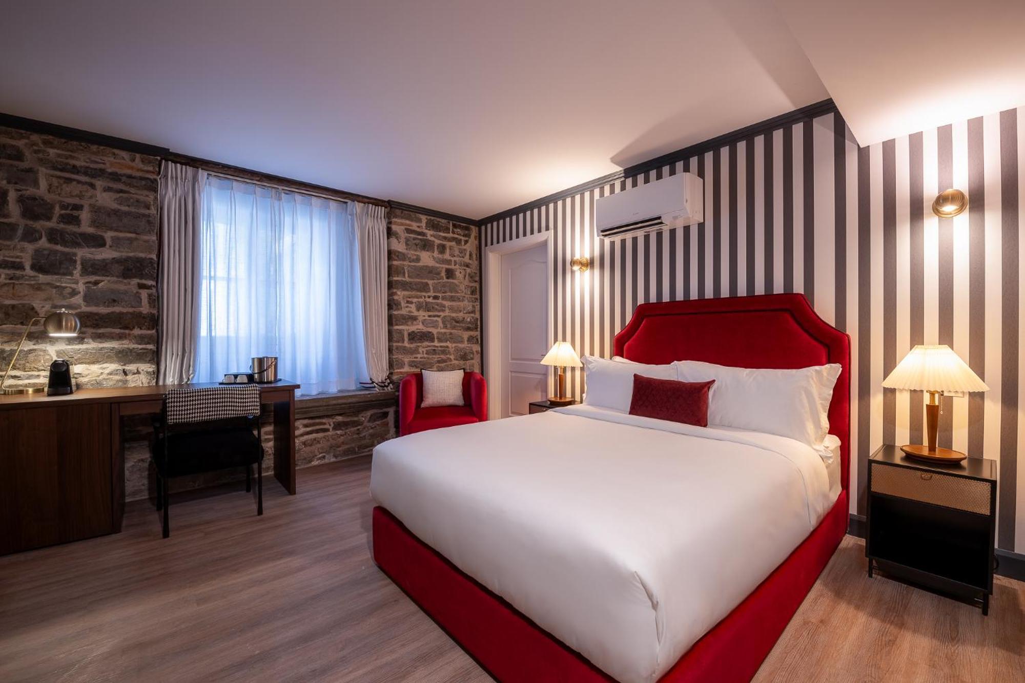 Hotel Acadia Quebec City Exterior photo